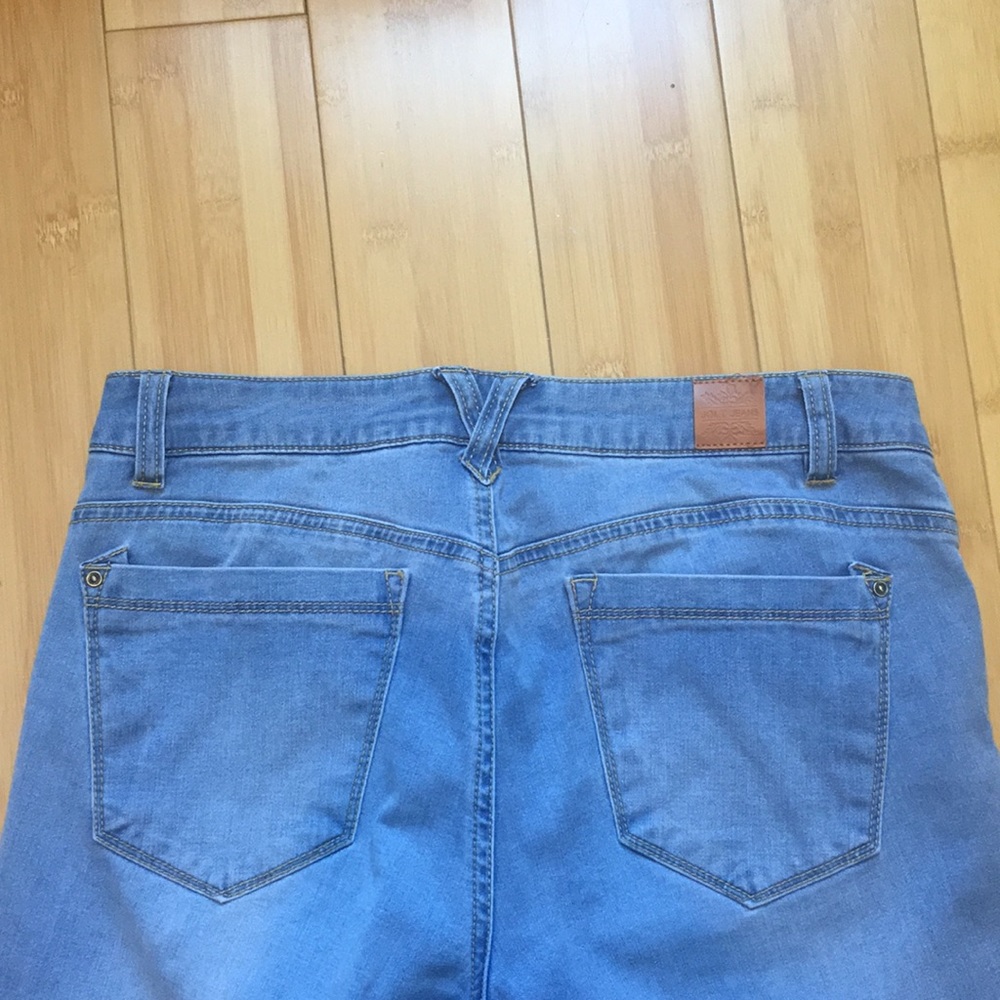 Jeans - Picture 4 of 4